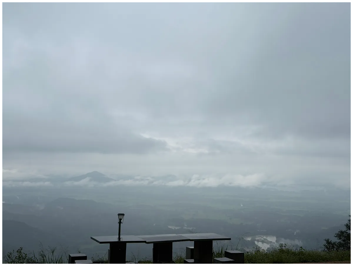 18 Bends (Dahata Wanguwa) parachute jumping Sri Lanka